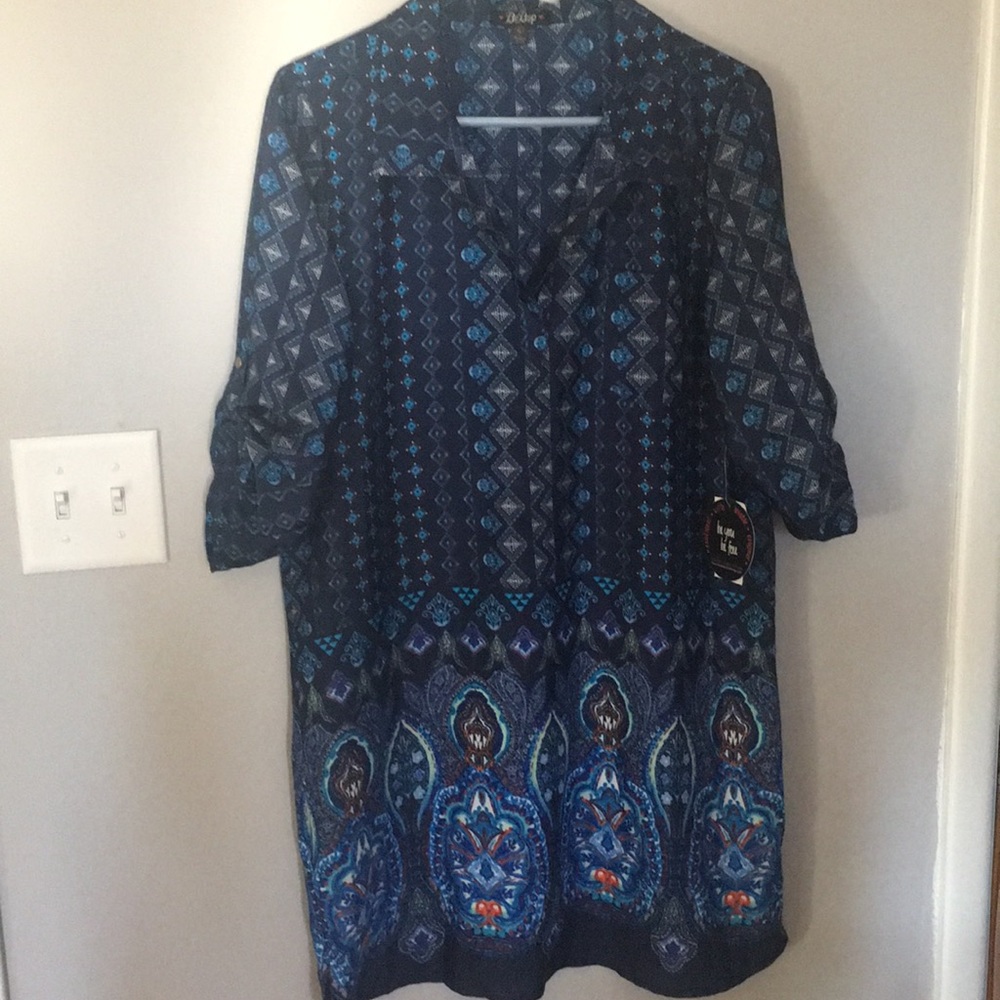 NWT Patterned dress